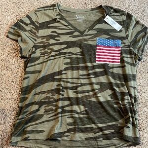 Camo top